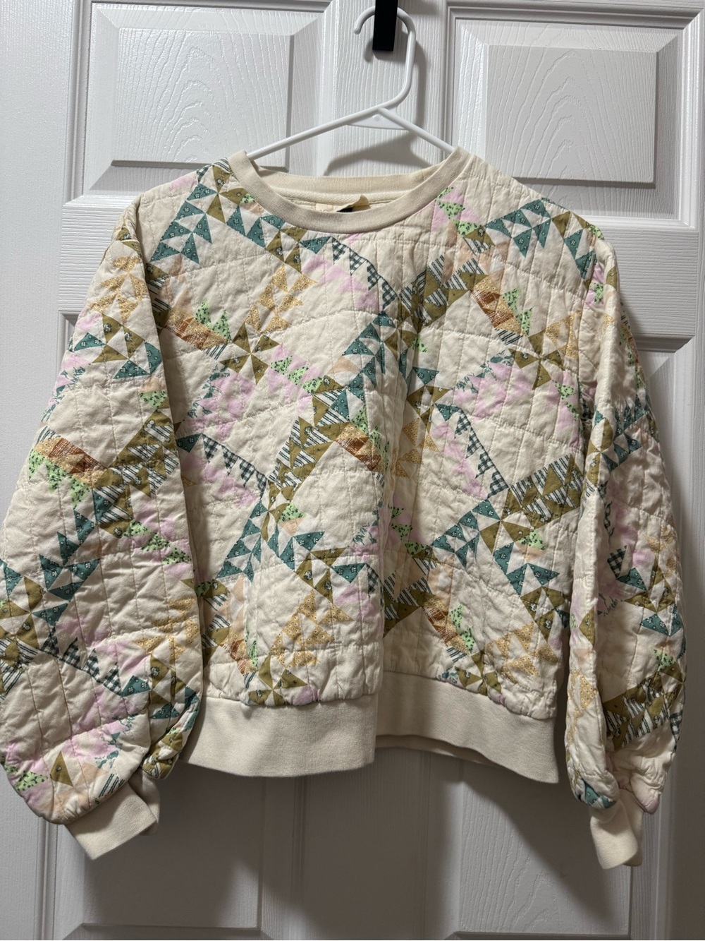Quilted Patchwork Crewneck Sweatshirt - Cream with Pastel Accents